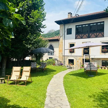 Casa Arenas Guest house Arenas De Cabrales